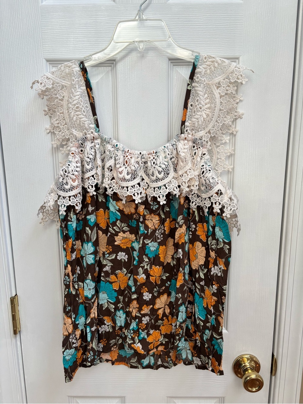 Cato Woman’s  Lace Crochet Trim Floral Top w/ Back Tie Size XL, EUC